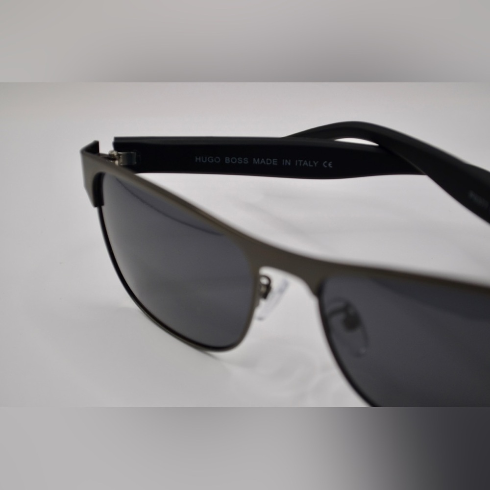 Men’s Hugo Boss Sunglasses | Gunmetal & Black | Dark Gray Lens | Like New - Picture 5 of 11